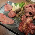 本町肉倶楽部 tongue be - 