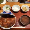 とんかつは飲み物。