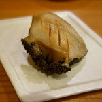 鮨 志の助 - 蒸し鮑