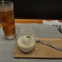 トラットリア イル レガーロ - 