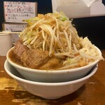 ラーメン荘 歴史を刻め 新栄店 - 