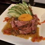 とんかつ ひろ喜 - ローストビーフユッケ