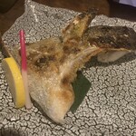 魚酔 - カンパチのカマ焼き