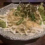 魚酔 - 揚げじゃこと大根のパリパリサラダ（ハーフ）