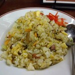 鶴亀 - 五目チャーハン 630円(税込)(2024年7月17日撮影)