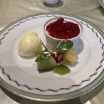 イタリアンレストランアンジェロ - デザート(パンナコッタ)