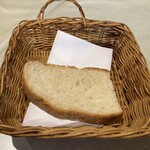 イタリアンレストランアンジェロ - リゾットランチのパン