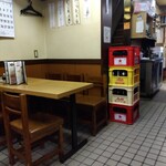 鶴亀 - 店内(2024年6月25日撮影)