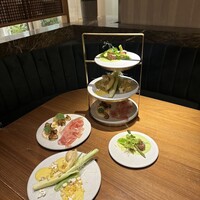 ERUTAN RESTAURANT BAR - 