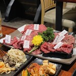 鳥取和牛オレイン55一頭買い専門店 炭火焼肉 さんこう苑 - 