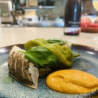 anchoa - ② 温前菜
                    カマス+万願寺+胡瓜の炭火焼き、バジル添え、ロメスコソース（アーモンド、パプリカ、玉葱、大蒜、オリーブ油 etc...）