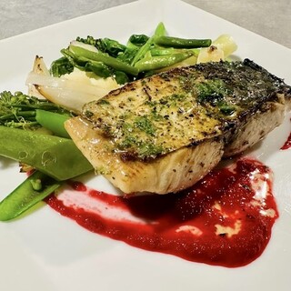 四季折々の旬素材が楽しめる季節限定のメニューが充実！