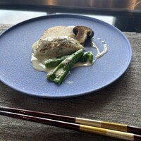 鉄板焼 「金葉亭」 ヒルトン福岡シーホーク - 鱸の香草パン粉焼き　レモンバターソース