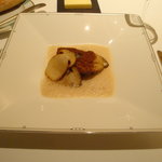 レストラン タテル ヨシノ - フォアグラのポワレ　クレーム　ド　セップ(＋８００円)。