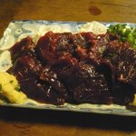 栄屋酒場 - 鯨さしみ★★★★