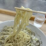 煮干しラーメン ゼクウ - バツンバツンの麺