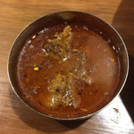 SPICY CURRY 魯珈 - ぷちカレー（300円。マトンカレー）