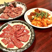 川崎名物 炭火焼肉 食道園 - 