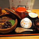 스미야키 우나후지 메에키점 - 간이 들어간 특상 히츠마부시