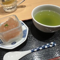 豆富料理と吟醸せいろ蒸し 八かく庵 大阪ステーションシティ店 - 