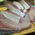魚屋に毛の生えたようなお店 京都つりや - 