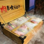 肉の頂 - 黒毛和牛 特上6点盛合せ。美味し。