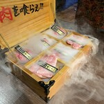 肉の頂 - 黒毛和牛 特上6点盛合せ。美味し。