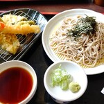 武蔵野 - 季節の天ざるそば(麺大盛り)
