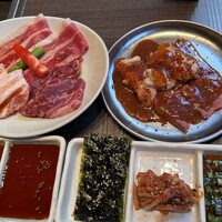原宿焼肉 KINTAN - 