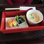 神戸食堂 はぁとす。 - 天婦羅御膳の小鉢他