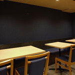 縁 - ゆったり座れるソファー席