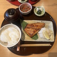 伊豆の旬 やんも 南青山店 - 