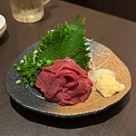 本格水炊きと博多もつ鍋 地鶏と九州料理 居酒屋 鳥邸 - 