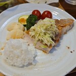 キッチン ブルー グローブ - ご飯を乗せて