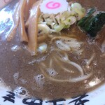 津軽煮干中華蕎麦 サムライブギー - 濁り煮干しソバ（アップ）