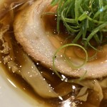 麺屋 しん道 - 醤油らぁ麺ハーフ(780円)