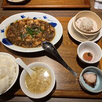 正宗広東私房菜サワダ 梅田エスト店 - やっぱり絶品麻婆豆腐ランチ✨