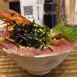 本まぐろ大船団 - どんぶり茶碗でなく、普通のお茶碗ですのでお間違えなく。