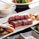 Tajima Yatsuruman - ～鉄板焼～料理人こだわりの技で引き立てられた牛肉本来の 上質な美味しさを味わえる当店自慢のステーキを