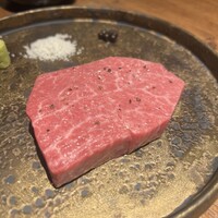 和牛とタン 焼肉 とみ 新橋本店 - 