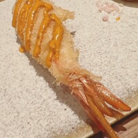 フレンチ串揚げBEIGNET 東京 - 天使の海老。オマール海老のアメリケーヌソース