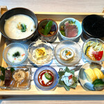 ぎゃあてい - 白米を➕400円で特製湯葉ミニ丼に変更しました