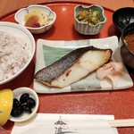 鈴波 東京ミッドタウン店 - 銀だら定食