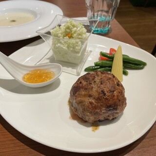 ハンバーグペレ_0