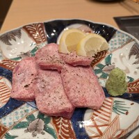 神戸焼肉 金虎 - タン