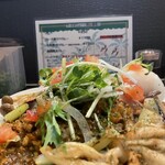 カルダモン． - 