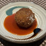 イワナガ食堂 - ②A5宮崎牛100%のメンチカツ