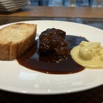 イワナガ食堂 - トロトロの極地なほほ肉の煮込み