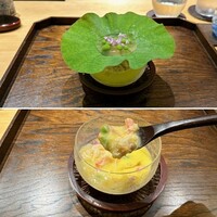 御料理 ふじ田 - 先付：オホーツク海産ズワイガニ＆ゴールドラッシュのすり流し、枝豆、蟹酢ジュレ
                    
                    