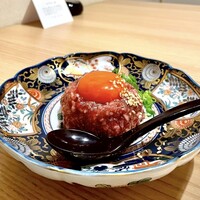 肉亭ふたご iki 本郷三丁目店 - ①粋なユッケ